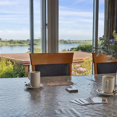 Eleana - 300m To The Fjord By Interhome *